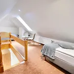 Teresa 3*